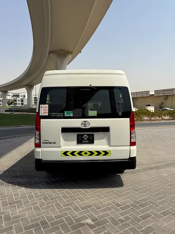 صورة 2 لـ 2022 Toyota HIACE