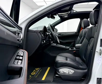 2023 Porsche MACAN — фото 8