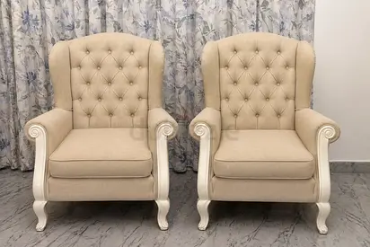 Single sofas
