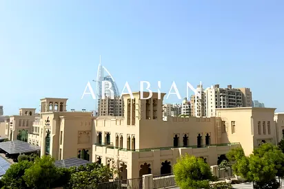 Burj View | 2 Ensuite Bedrooms | Large Layout