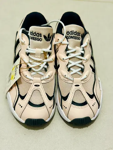 Women’s Shoes