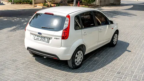 2015 FORD FIGO 照片 3