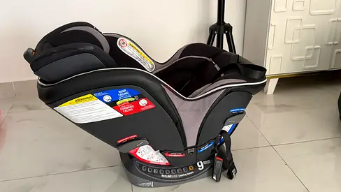 Chicco Infant Car Seat - Black/Grey, Good Condition