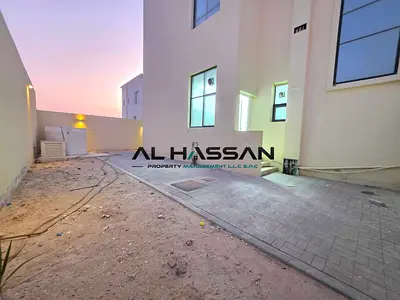 2Bhk | Personal Big Yard | Ground Floor | Separate Kitchen | Include Water Electricity | Near Market