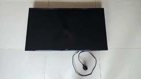 IKON 40-inch LED TV