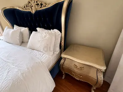 Luxury Classic Bed with 2 Matching Bedside Tables