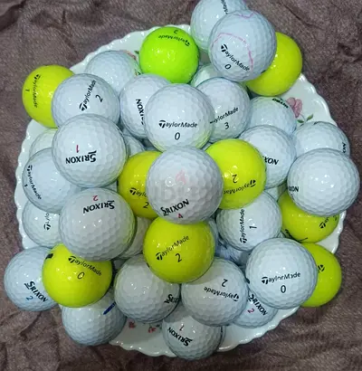 Used Srixon & TaylorMade Golf Balls – Good Condition | Bulk Available