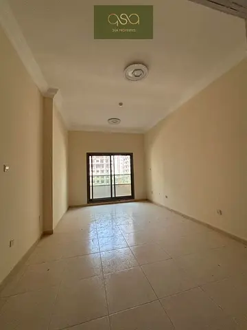 spacious | 2bhk for rent in Paradise Lake Tower B6 | Distress Deal