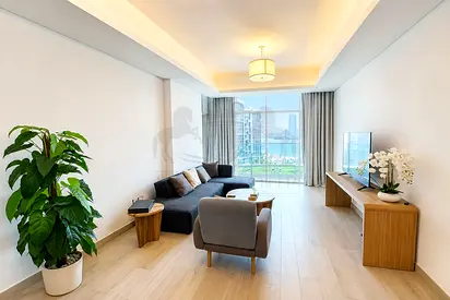 Stylish Coastal Residence | Excellent Location | Vacant & Ready