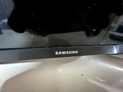 Samsung 32-inch LED TV - Good working condition