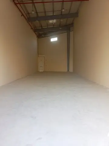 شبرة صناعية للإيجار | 1,706.42 قدم مربع | فرصة مميزة للأنشطة التجارية والصناعية