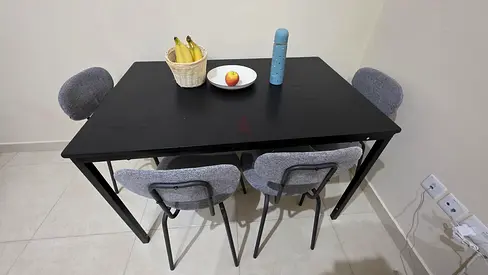 Dining Table with 4 Chairs (Pan Home)