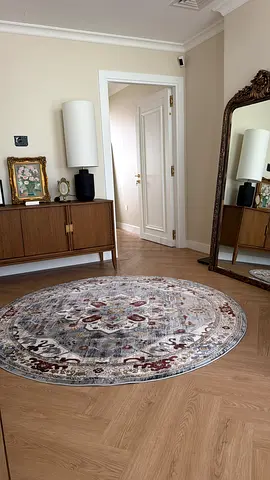Round Persian-style Area Rug - new