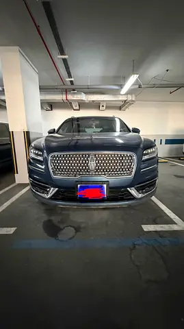 2019 Lincoln NAUTILUS photo 3