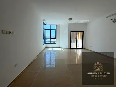 أكبر 3 غرف وصالة للإيجار السنوي في أبراج الخور – الراشدية 1 | إطلالة مباشرة على بحر الخور | غرفة خادمة | غرفة غسيل | 4 دفعات