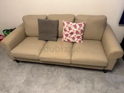 Beige 3-Seater Sofa in Good Condition