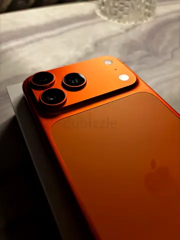 iPhone 17 Pro Max • 256GB Orange