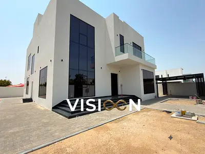 Luxury 5-Bedroom Villa I Modern Villa