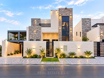 The grandeur of a traditional style with a modern touch in Al Haliw 2 | Villa featuring 4 master be