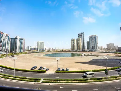 Modern Apartment | Spacious | Landmark Views