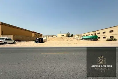 Industrial lot at the corner of two streets, 16,148 square feet, freehold, available to all nationalities