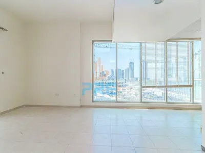 Unfurnished One- Bedroom I Bright and Spacious I Vacant soon