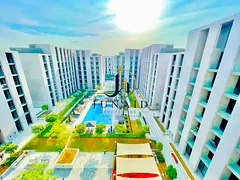 POOL VIEW//-WITH BALCONY//-SPACIOUS APPRTMENT//-READY TO MOVE//-
