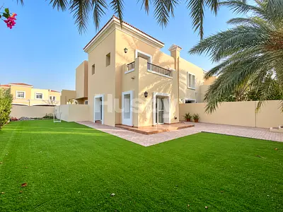 Vacant Now | Private Garden | Large Plot Size