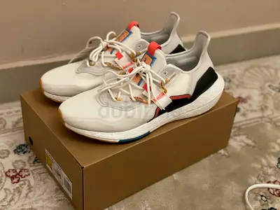 22 Adidas ultra boost