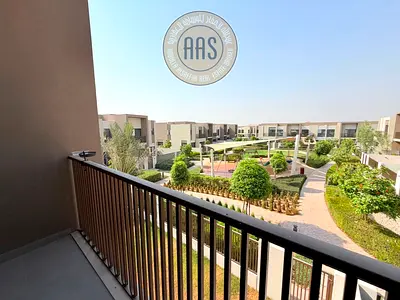 Spacious 4BR Park-Facing Townhouse Villa for Rent | La Violeta