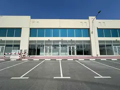 10,000sqft - 100,000sqft Available | Un-Furnished