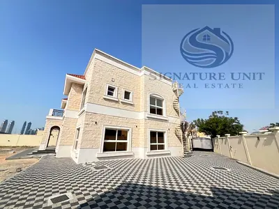 Spacious 5-BR |Majlis &amp; Maids Room| Garden