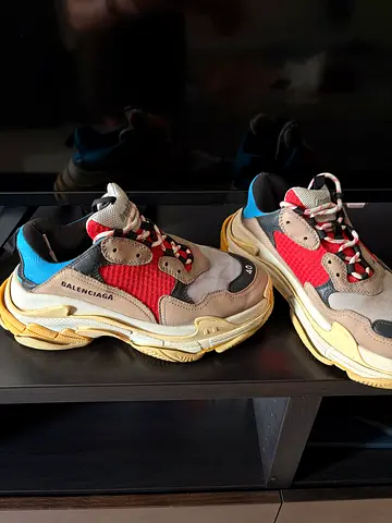 Balenciaga Triple S – Original 2017 Release – Grey/Red/Blue – EU 40