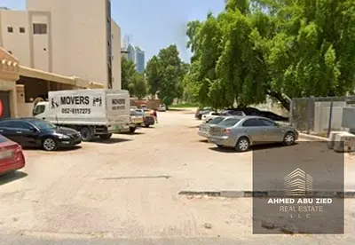 Residential and commercial land for sale in Liwara 1 on the main road next to the mosque with G+4 permission in a prime investment location in Ajman.