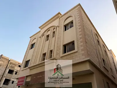 للبيع بناية بالمصلى مساحه 2700قدم ارضى +2