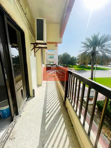 Lavish Studio available Abudhabi corniche with balcony