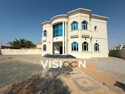 4 BR independent villa - private garden
