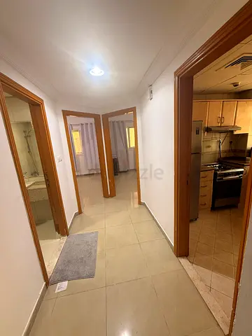 Sharing room near Muwailah bus terminal for executive girls