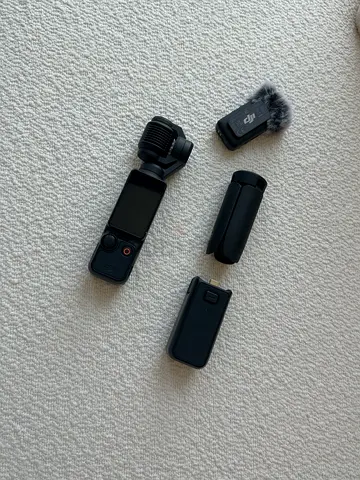 DJI Osmo Pocket 3 Creator Combo