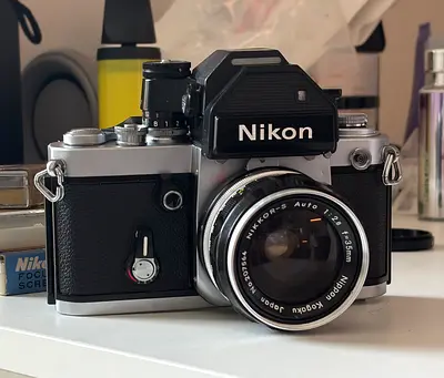[MINT + CLA] Nikon F2 Photomic S + Nikkor-S 35mm f2.8 + 3 extra focus screens