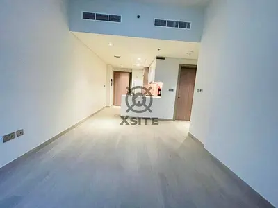 Elegant 1 BR | Semi-Furnished | Lagoon View