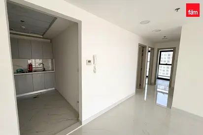 High Floor | Corner Unit | Closed Kitchen
