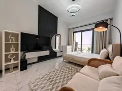 Fully Upgraded & Fully Furnished Studio