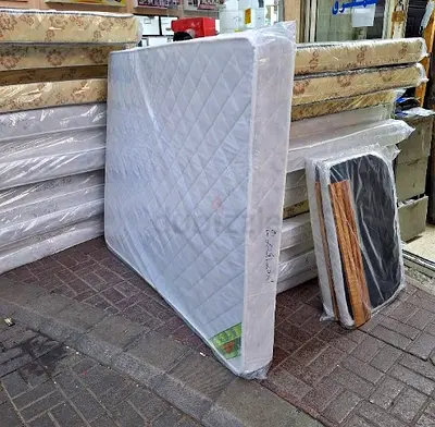 Queen size 150x190cm mattress. Same day delivery available