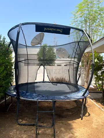 Trampoline