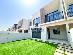 Middle 4 bedroom Townhosue | brand new