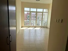 ZEN ST: 2A | STUDIO | Aed 40k | DG