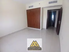 One-bedroom apartment in Al Nuaimiya 1, Ajman, with 2 baths, balcony, wardrobes and central gas. Pri
