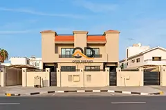 Like new 5b villa for rent at road al azra area sharjah