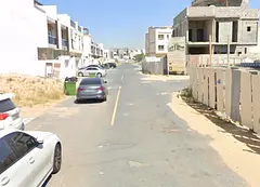 A special price for the speed of sale / crowded location with villas / excellent area compared to th